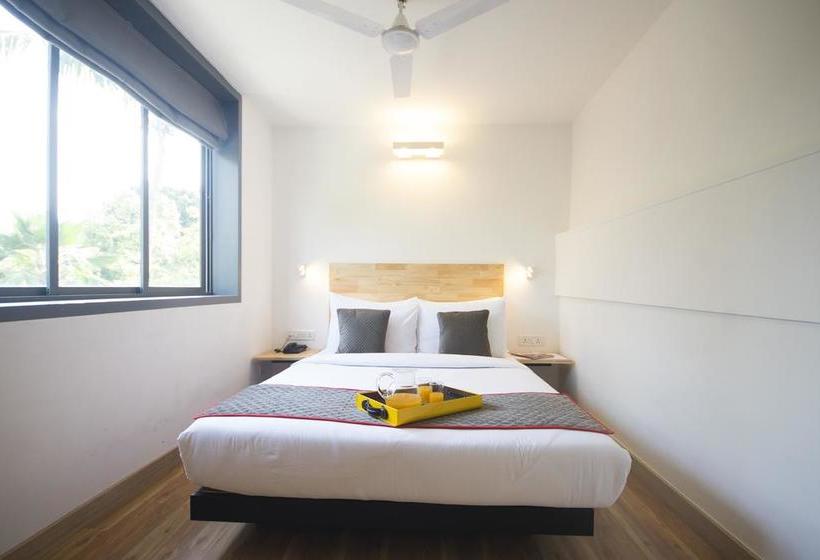 Hotel Oyo Townhouse 016 International Airport 5