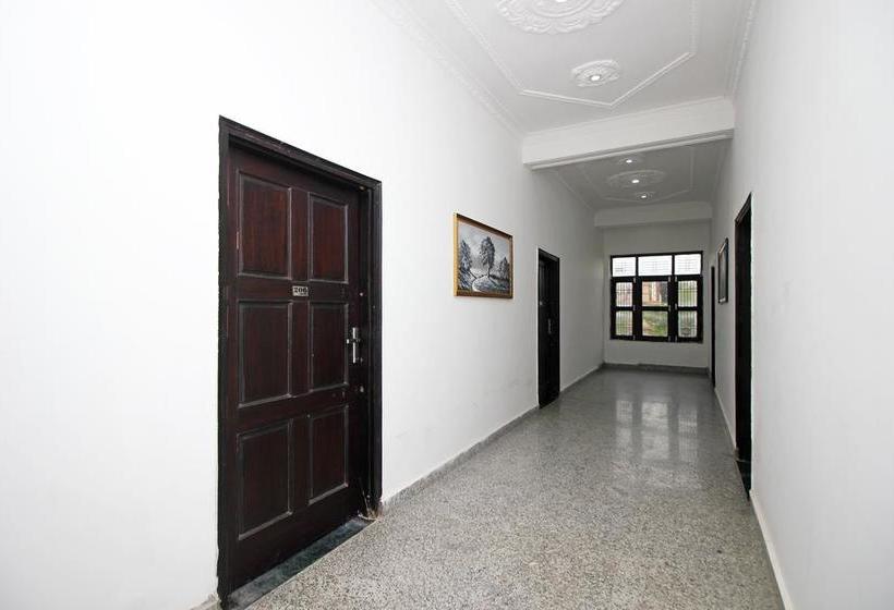 Hotel Oyo 9076 Absin Hospitality 2 15