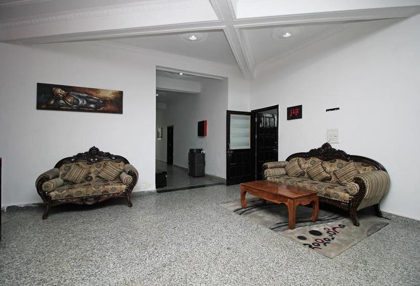 Hotel Oyo 9076 Absin Hospitality 2 16