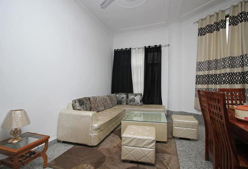 Hotel Oyo 9076 Absin Hospitality 2 17