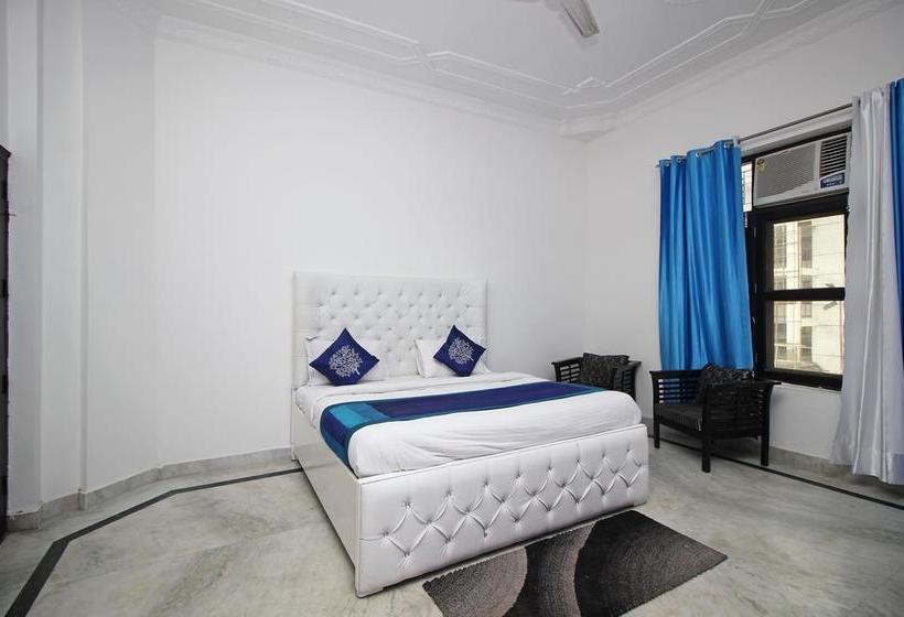 Hotel Oyo 9076 Absin Hospitality 2 8