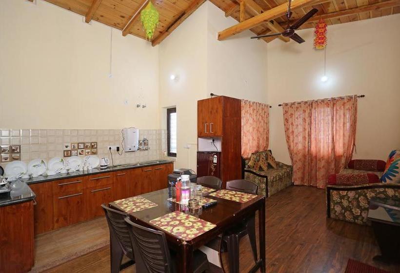 Hotel Oyo 9190 1bhk Studiogreen Roof Homestay 6