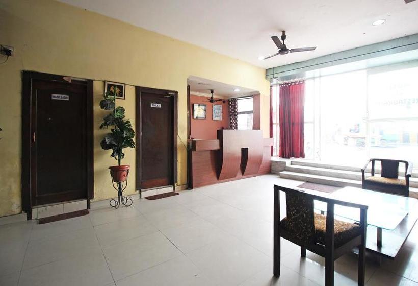 Oyo 7928 Hotel Sehgal 16