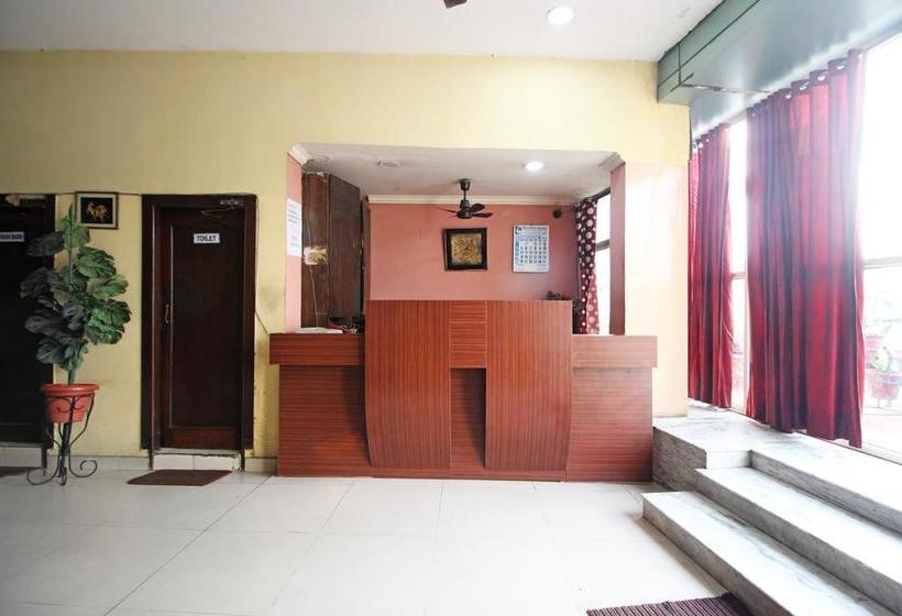 Oyo 7928 Hotel Sehgal 17