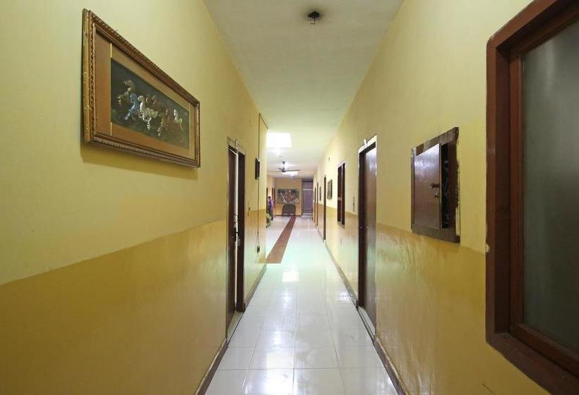 Oyo 7928 Hotel Sehgal 19