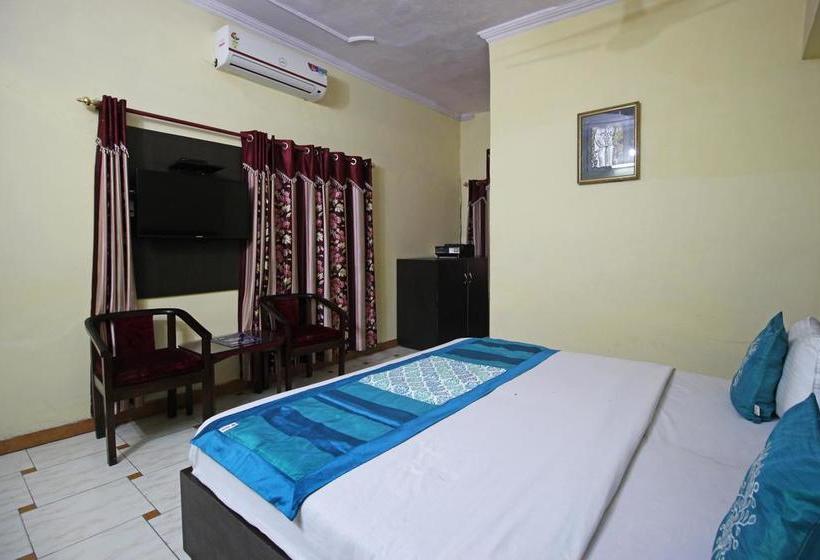 Oyo 7928 Hotel Sehgal 2