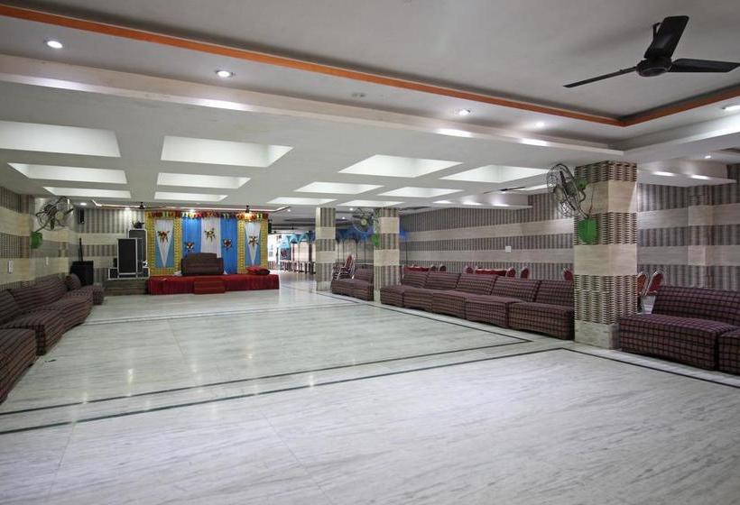 Oyo 7928 Hotel Sehgal 20