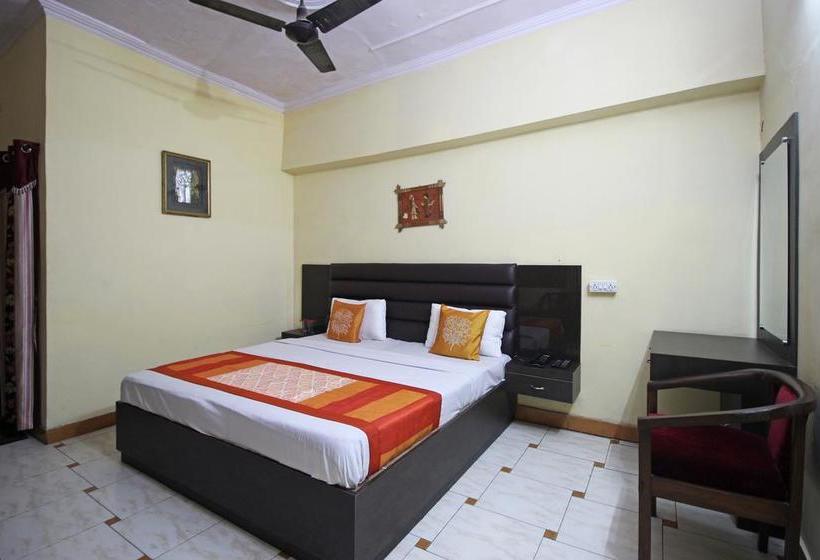 Oyo 7928 Hotel Sehgal 4