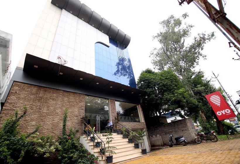 Oyo 4779 Hotel Vansh Palace 2