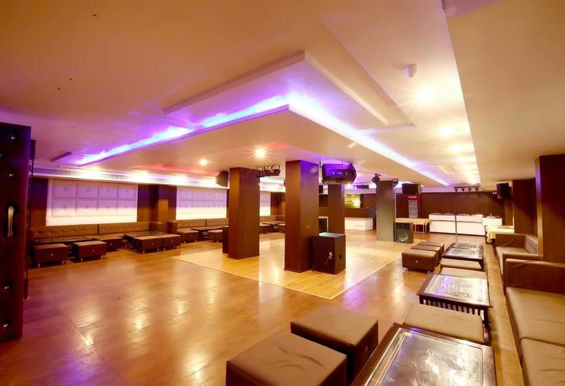 Oyo 4779 Hotel Vansh Palace 20