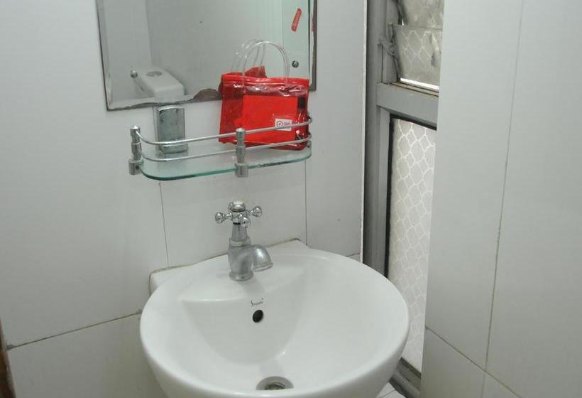 Oyo 3061 Hotel De Pintu 12