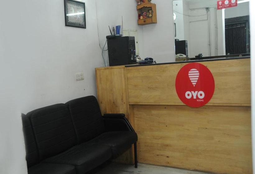 Oyo 3061 Hotel De Pintu 2