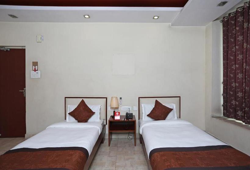 Hotel Oyo 2737 Residency Square 12