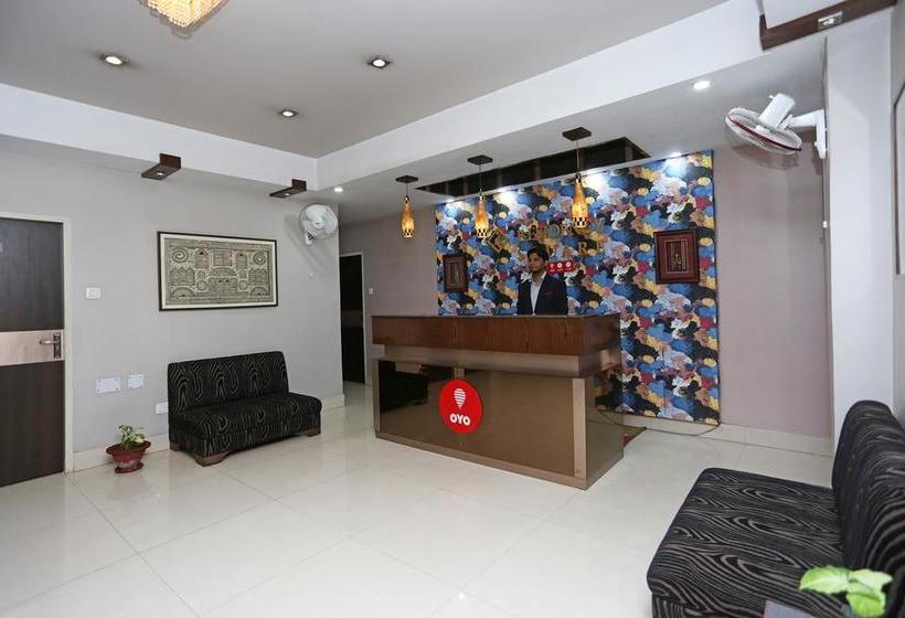 Hotel Oyo 2737 Residency Square 2
