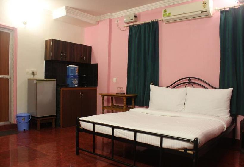 Hotel Oyo 6453 Studios Behind Kfc Calangute 1