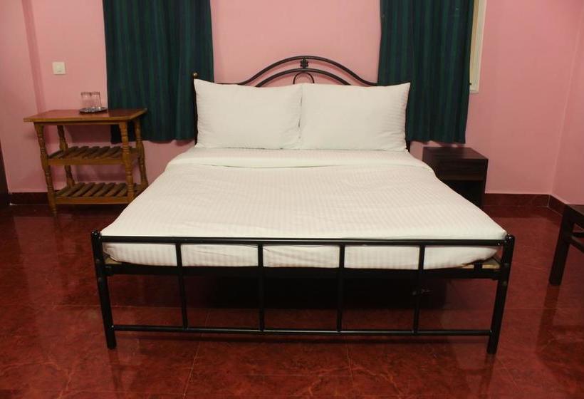 Hotel Oyo 6453 Studios Behind Kfc Calangute 3