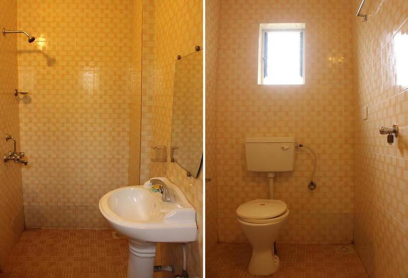 Hotel Oyo 6453 Studios Behind Kfc Calangute 9