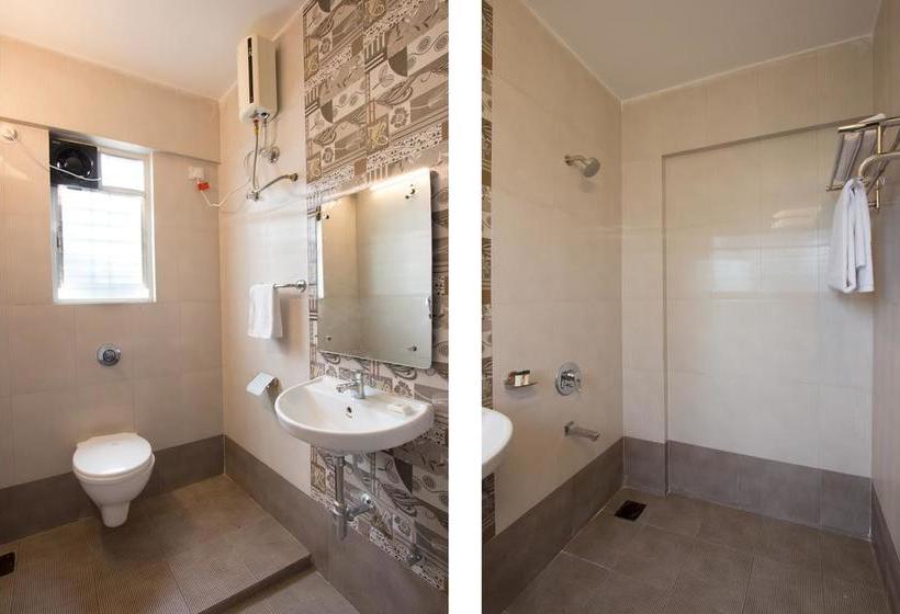 Hotel Oyo 9052 Leisurely Abode 17