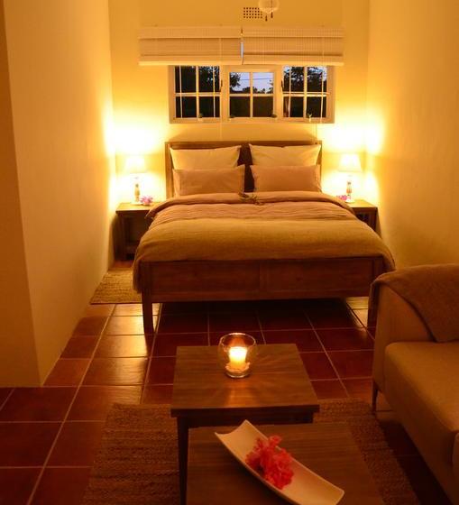 The Blue Door B&b 11