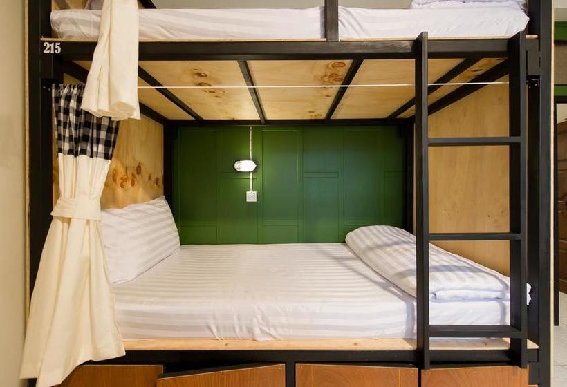 The Neighbors Hostel 18