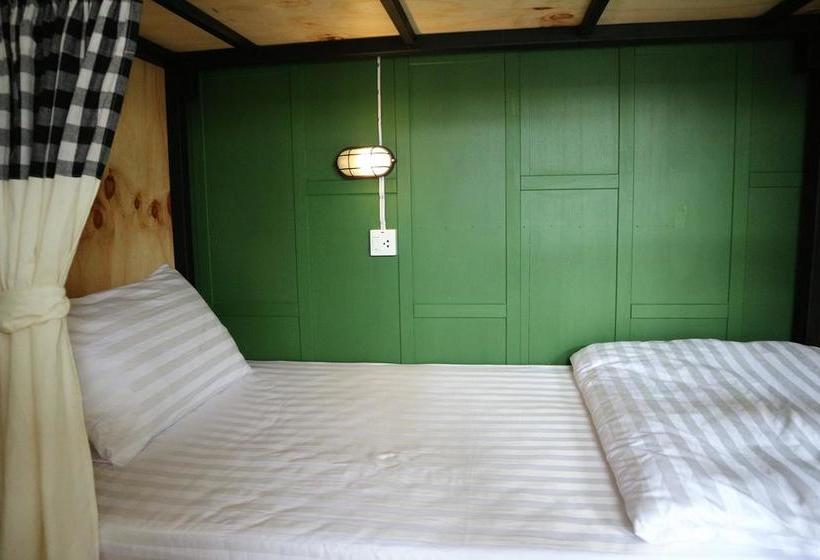 The Neighbors Hostel 19