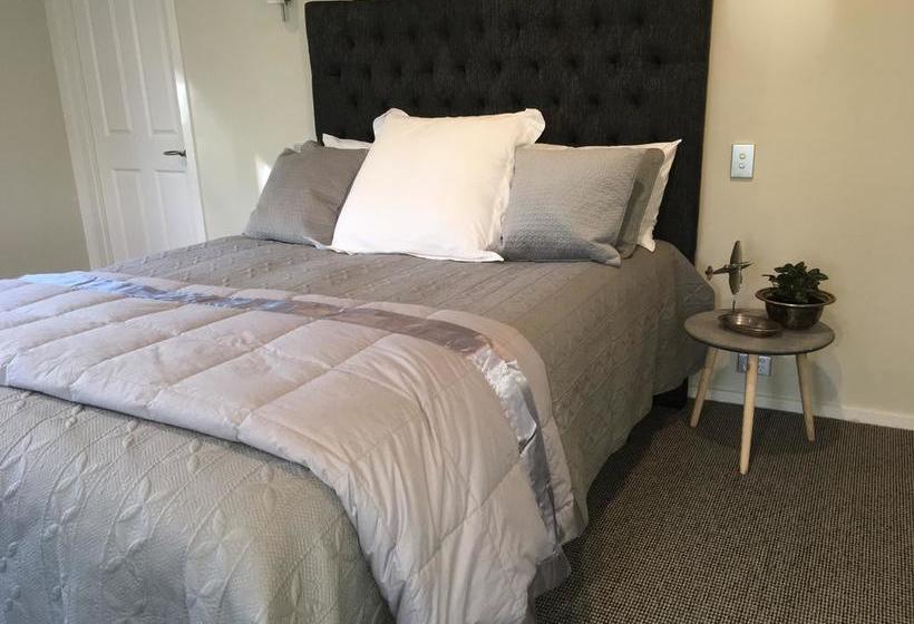 Bed and Breakfast Lye Bow Bnb 5