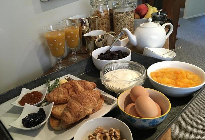 Bed and Breakfast Lye Bow Bnb 8