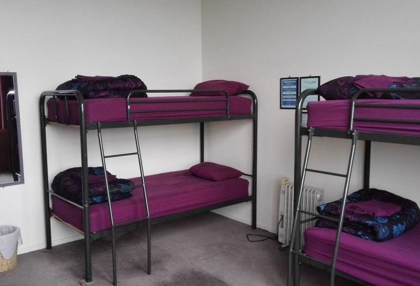 Hostel Mountain Jade Backpackers 9