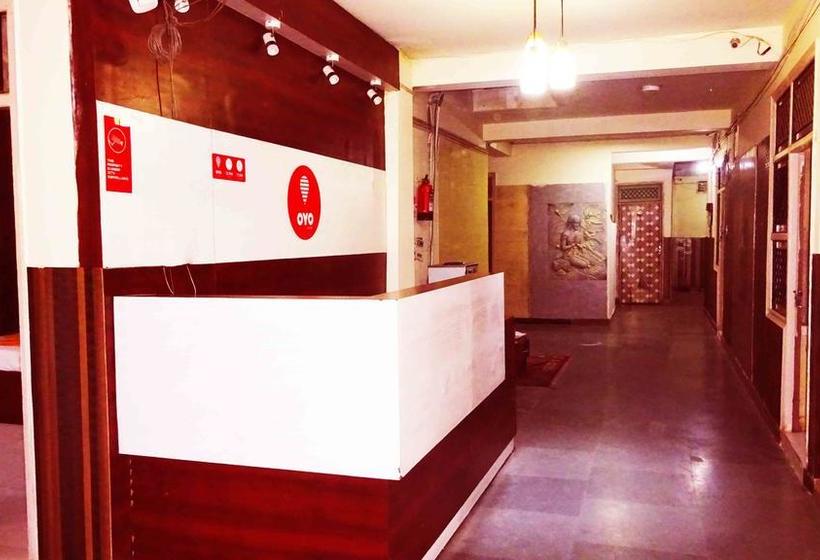 Hotel Madhav Stay Noida Uttar Pradesh