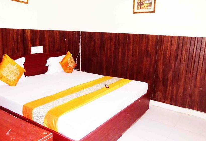 Hotel Madhav Stay 15