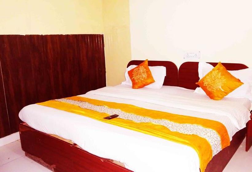 Hotel Madhav Stay 19