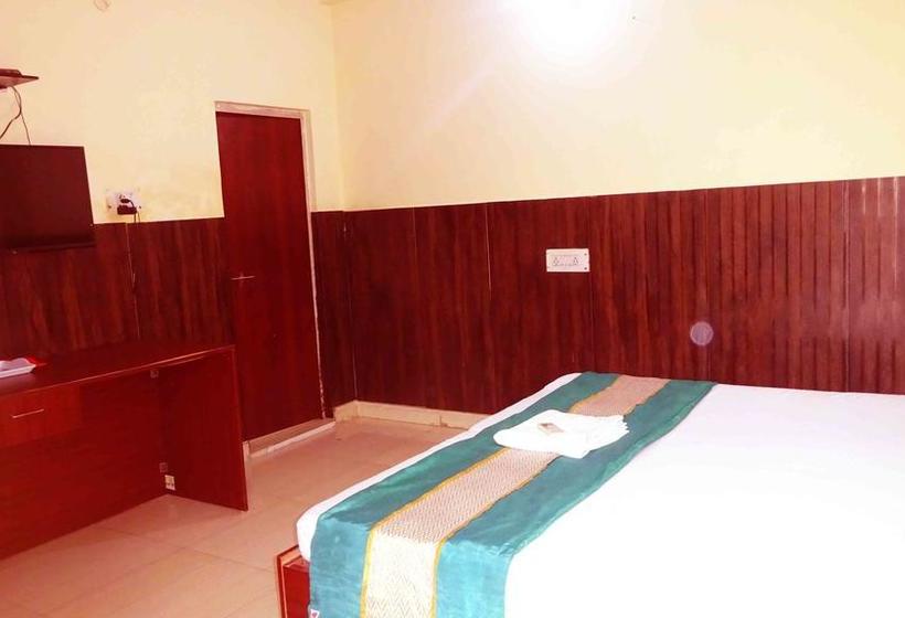 Hotel Madhav Stay 7