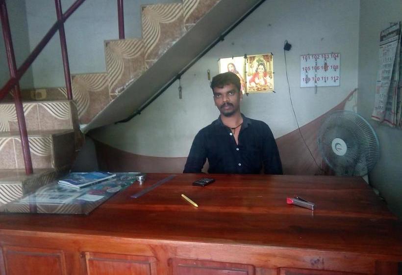 Hotel Shi Tourist Home 3