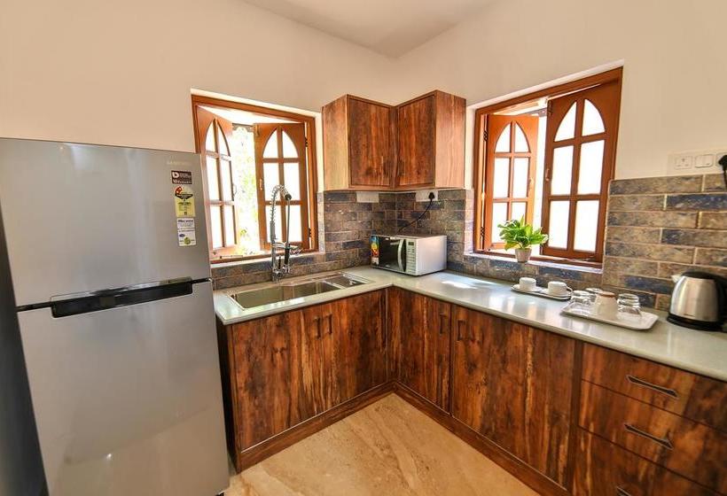 Justin Hotels And Resorts 6