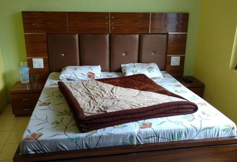 Hotel Brahma Kamal 9