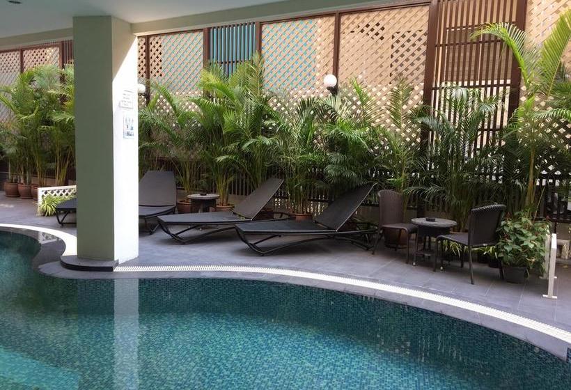 Hotel The Hideaway 12