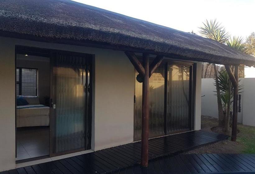 Bed and Breakfast 29 On South End Bnb 4