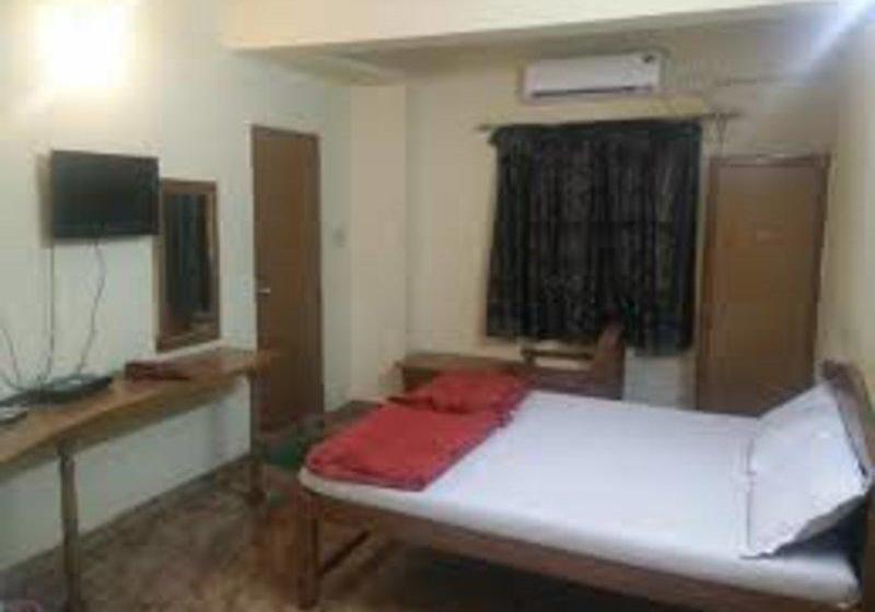 Hotel Shri Krishna Comforts 2