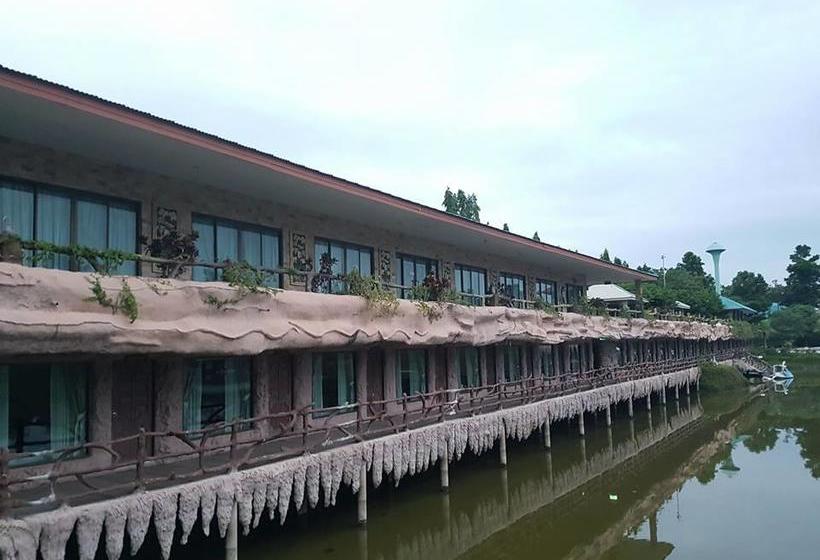 Chart Trip Resort 10