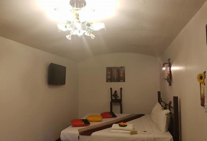 Chart Trip Resort 13