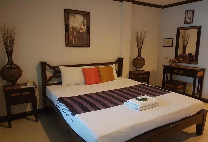 Chart Trip Resort 16