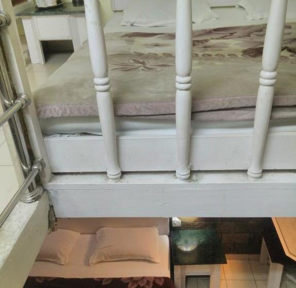 Hotel Classic Heights 10