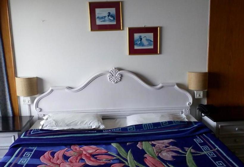 Hotel Classic Heights 6