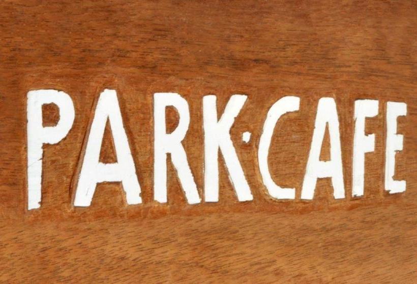 Hotel Und Parkcafe Bad Berneck 10