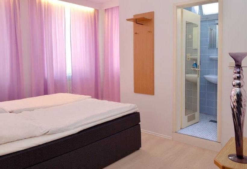 Hotel Und Parkcafe Bad Berneck 4