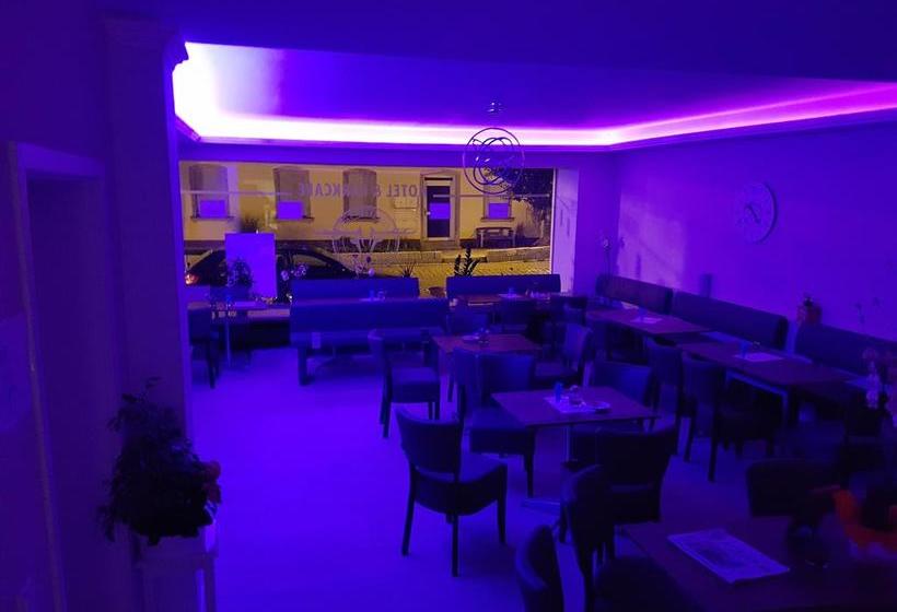 Hotel Und Parkcafe Bad Berneck 8