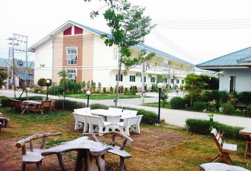 Hotel Banna Pruksa Resort