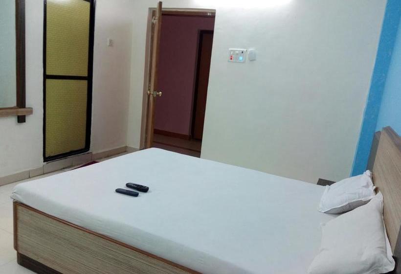 Hotel Sai Samrat Inn 11