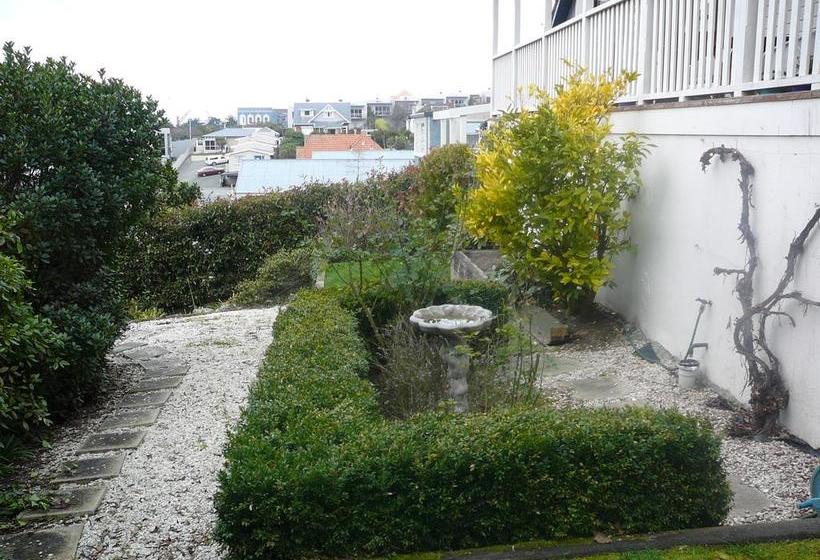 Nelson Heights Bed & Breakfast 11