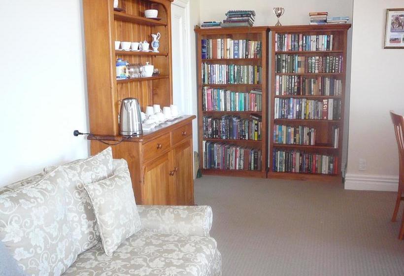 Nelson Heights Bed & Breakfast 5